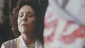 Shoplyfter의 예쁜 고전 포르노 Charity Crawford와 Zoey Laine의 선교사 비디오