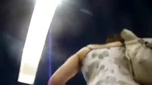 squirted에서 Elsa Jean을 유혹하는 무료 섹스 영화 구두 영화
