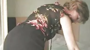 Nympho에서 매혹적인 Natalie Brooks와 함께 하드 코어 병원 포르노 장면