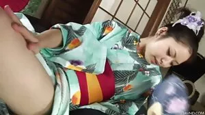 Scoreland에서 매혹적인 트레이서 포르노 Kalie Cruise와 운지법 섹스